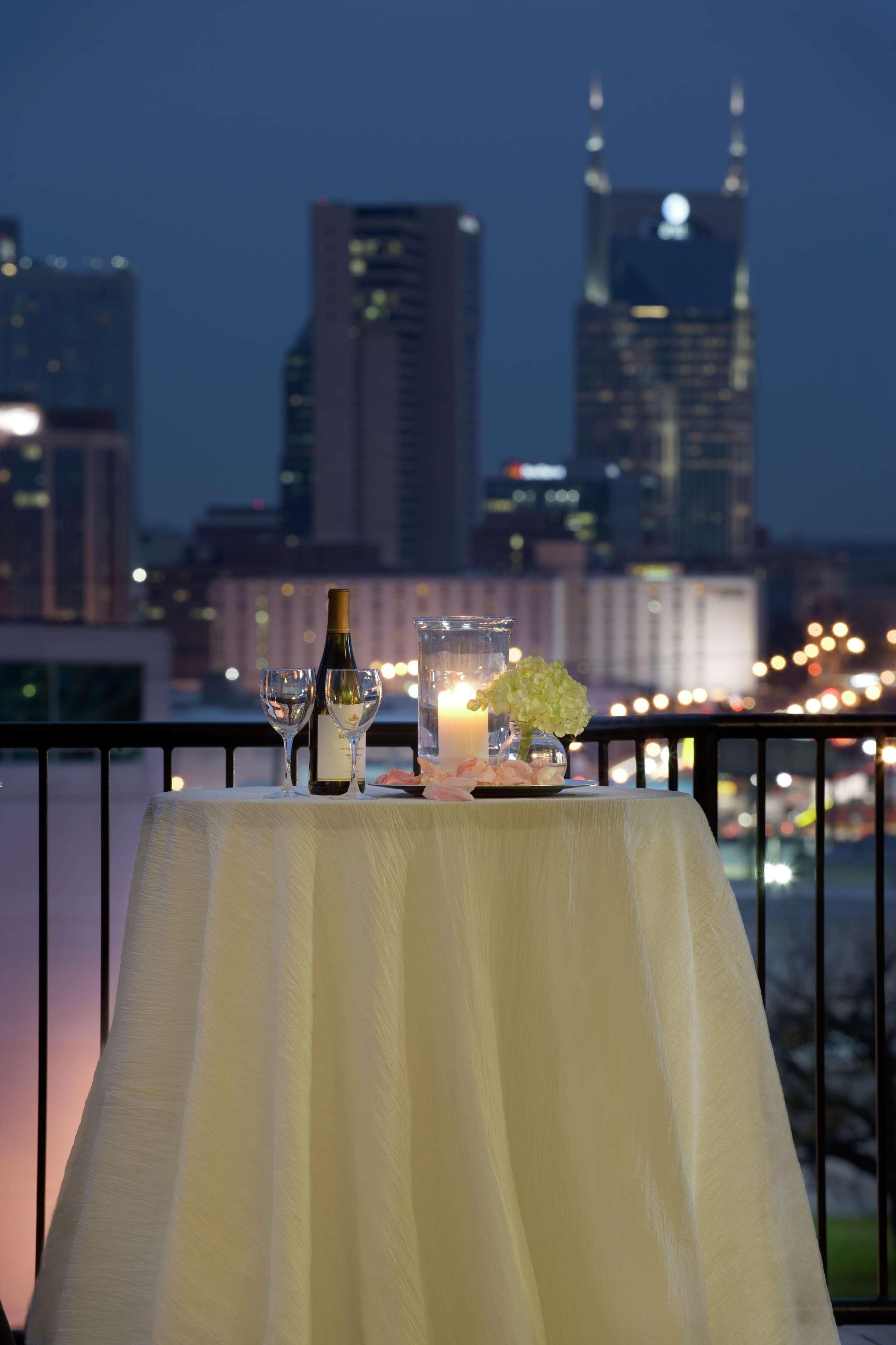 Hilton Garden Inn Nashville Vanderbilt Restaurant photo